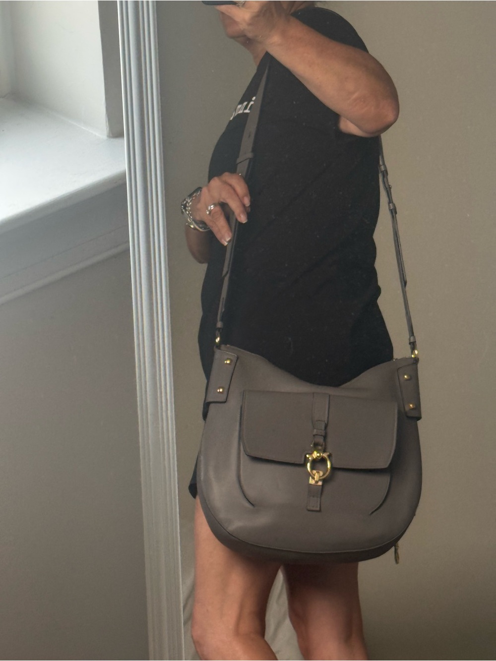 Salvatore Ferragamo Gancini Fiona Fumeé Urban Grey Leather Hobo (COA & receipt) - Picture 15 of 16